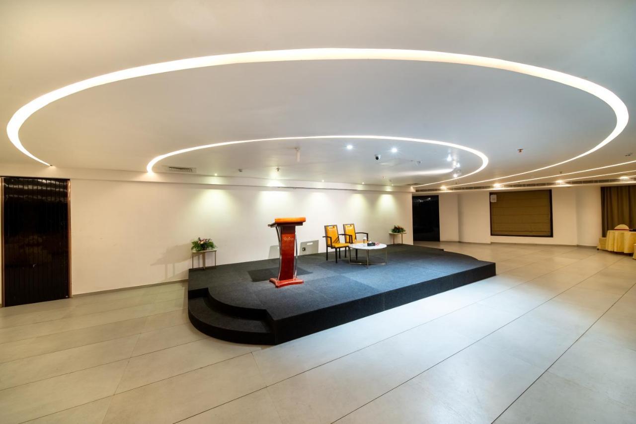 Fezinn Hotel - Best Wayanad Hotel In 2024 Calicut Eksteriør billede